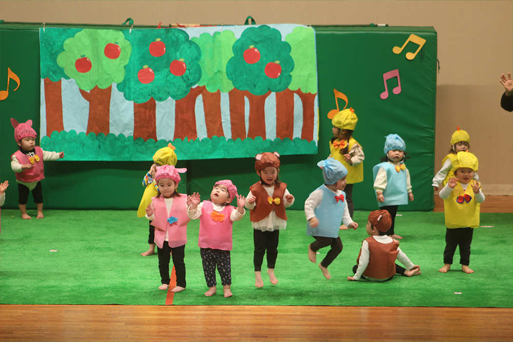 あゆみ発表会｜あゆみ保育園の年間行事